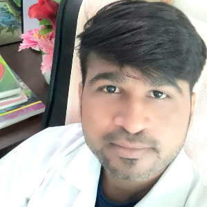 Dr. Tejas Kanaiyalal Lashkari - Dentist in Surat City