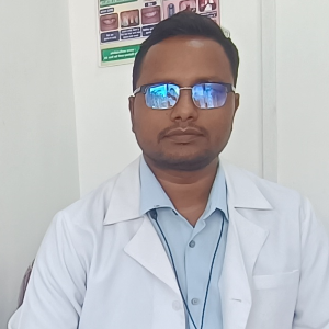 Dr. Sudhir Kumar Mahto - Dentist in Madhubani