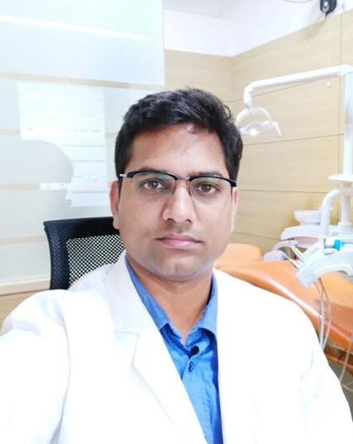Dr. Naveen Yadav - Dentist in Gurgaon