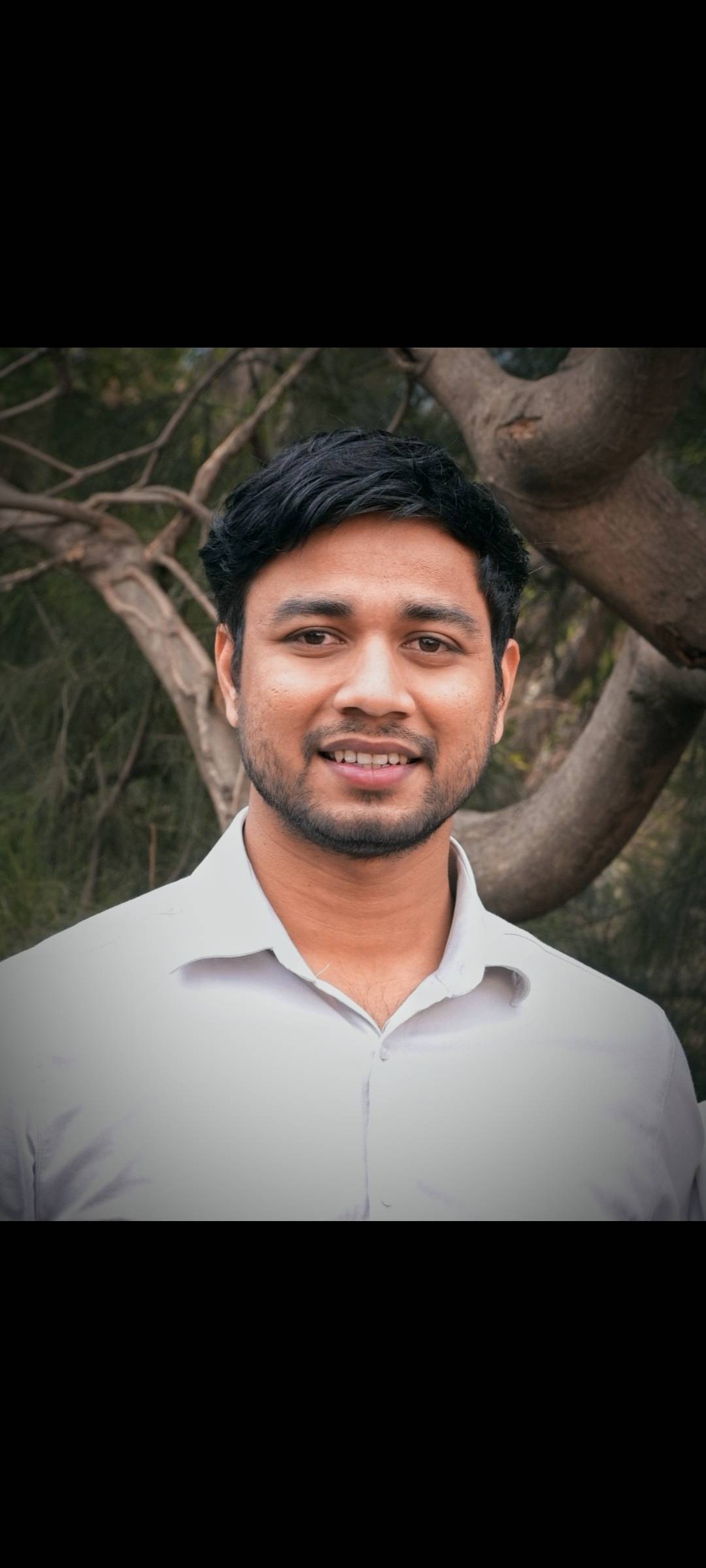 Dr Arun Sisodiya
