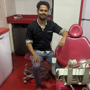 Dr. Siddhesh Vijay Kokitkar - Dentist in 