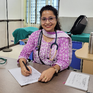 Dr. Madhumita Das - Internal medicine in Guwahati