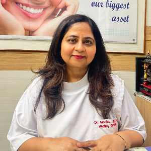 Dr Monica Juneja