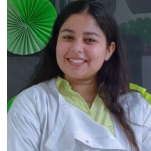 Dr. Khushi Sanan - Dentist in North West Delhi