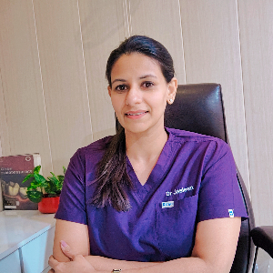 Dr. Jasleen Kaur - Dentist in South Delhi