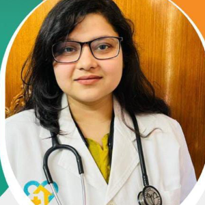 Dr. Akanksha Vatsa - Internal medicine in
