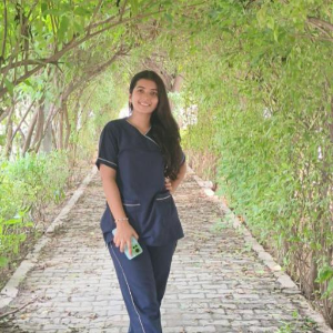 Dr. Sonam Kumari - Dentist in