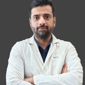 Dr. Vineet Kapoor - Dentist in