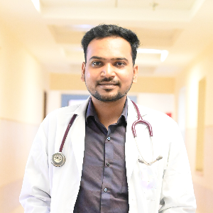 Dr. Shailesh Khadabadi - Pediatrics in Belagavi