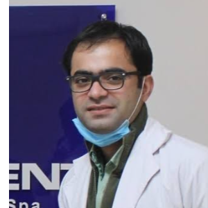 Dr. Aman Ahuja - Dentist in Gurgaon