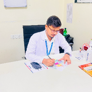 Dr. Rakesh Kumar Singh - General Physician in Ara