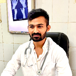 Dr. Harish Vaishnav - Internal medicine in Jodhpur