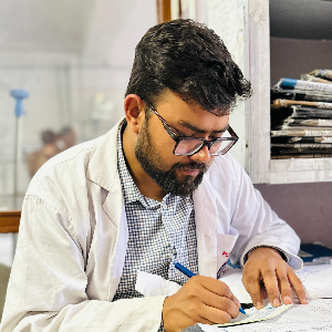 Dr. Aditya Sharma - General Physician in Hamirpur