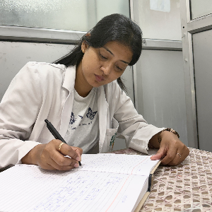 Dr Shivangini Pal