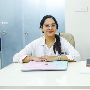Dr. Rashi Gupta - Dentist in 