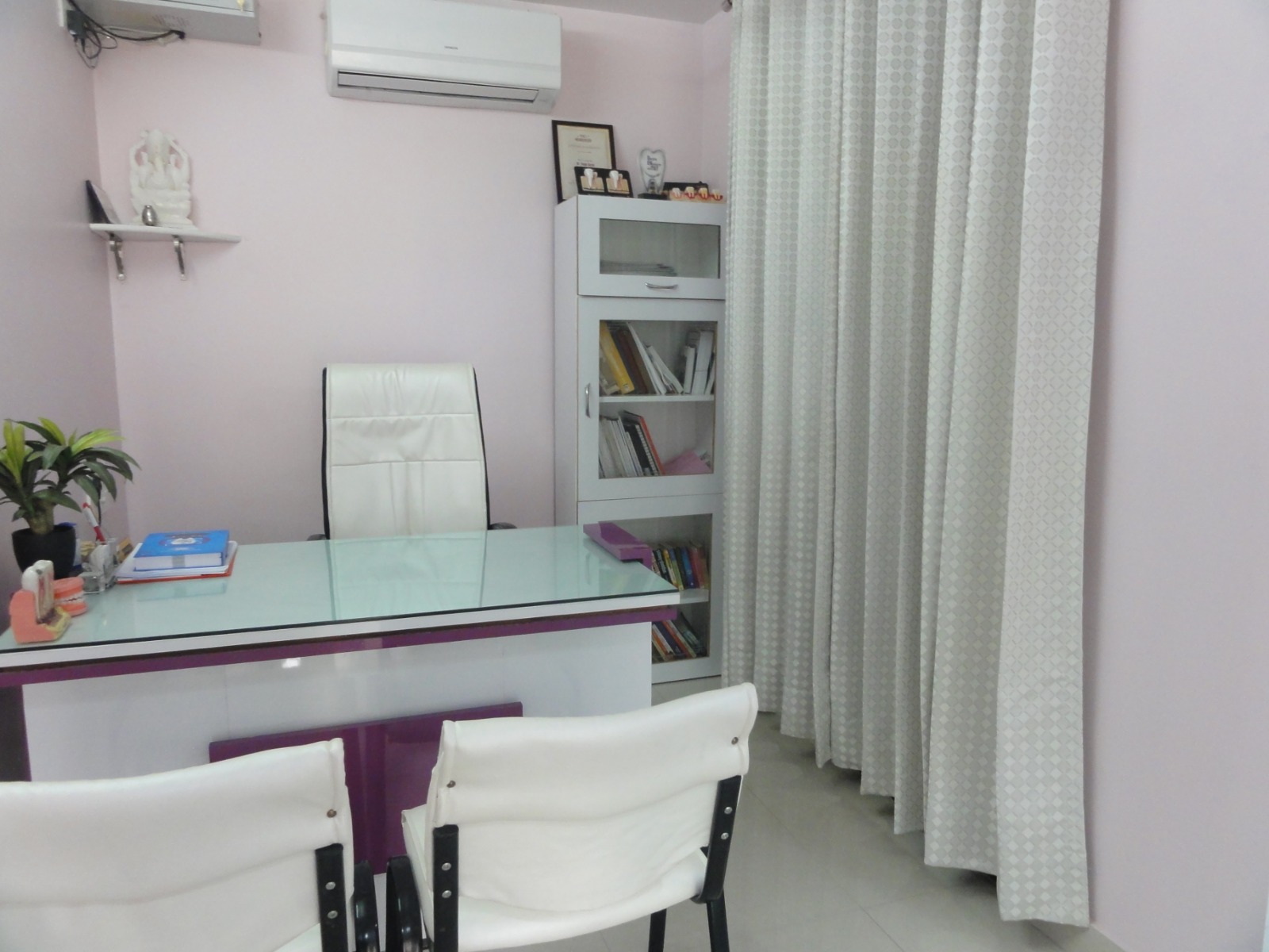 Dental Avenue Clinic - 1643