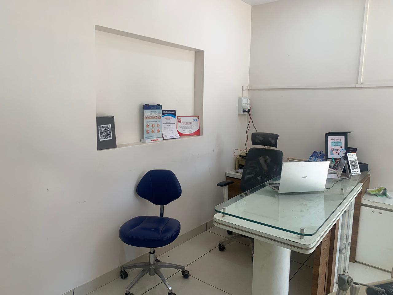 Medicare Dental Clinic - 1747