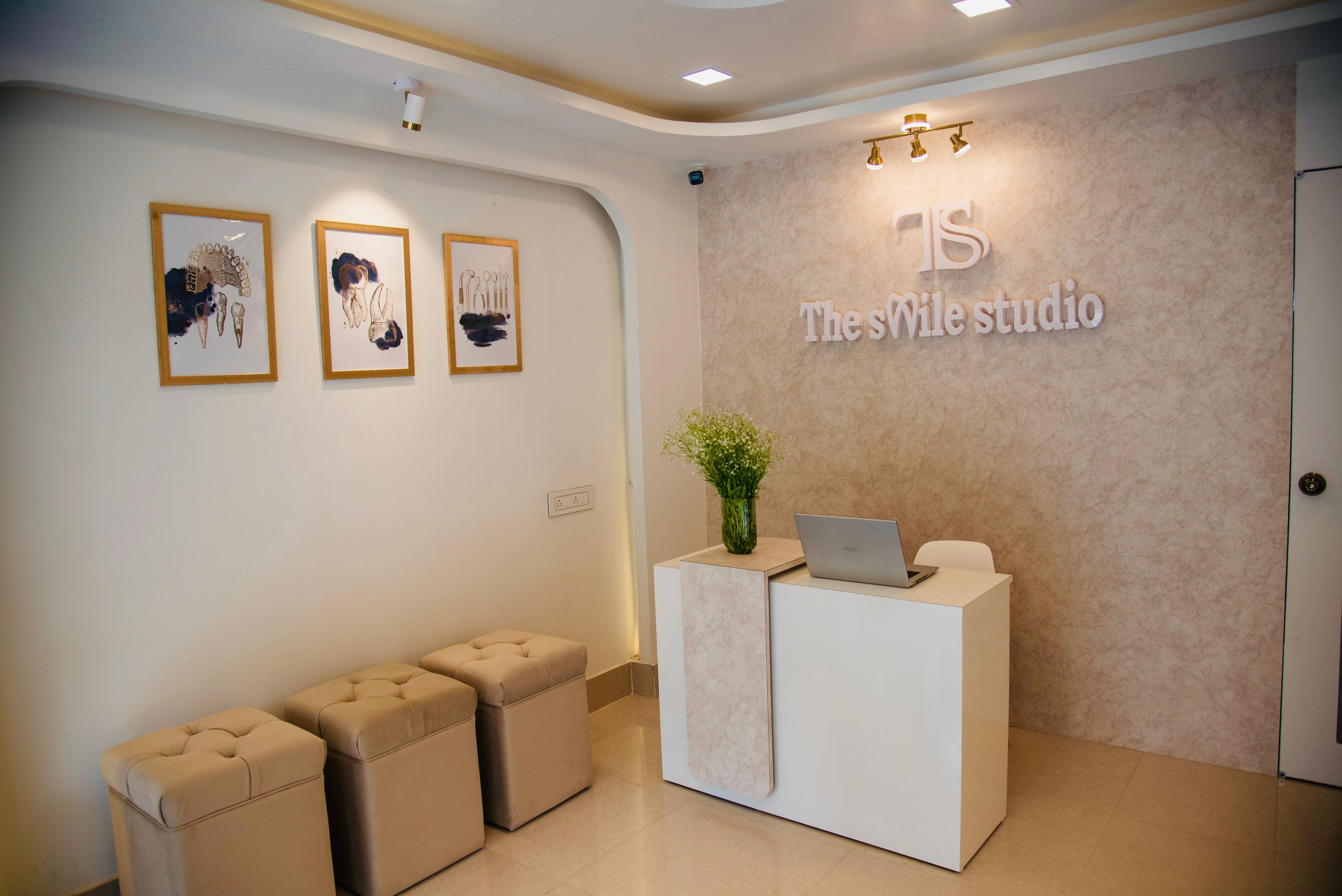 The Smile Studio - 1972